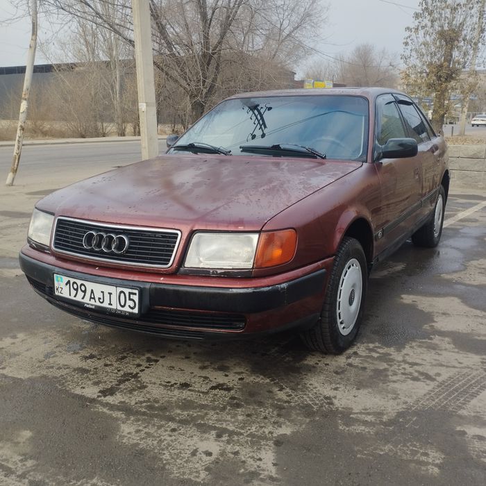 Машина Audi S4 продам