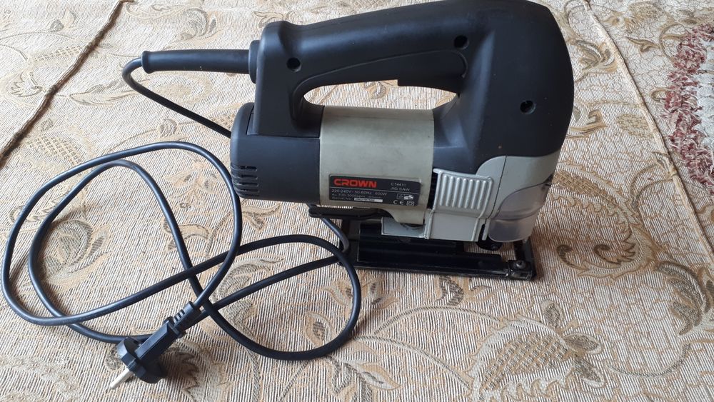 Lobzik Crown sotiladi