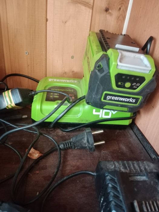 Снегоуборочная на 40 вольт