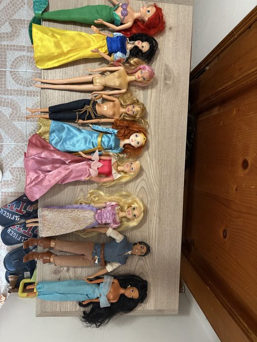 Много кукли принцеси различни цени