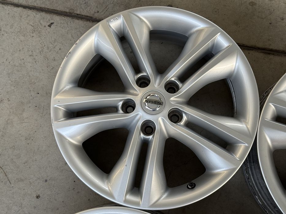4бр. КАТО НОВИ 17” ОРИГИНАЛНИ Джанти 5х114.3 за -NISSAN/TOYOTA/MITSUBISHI/японски- 6,5Jx17H2, ET40