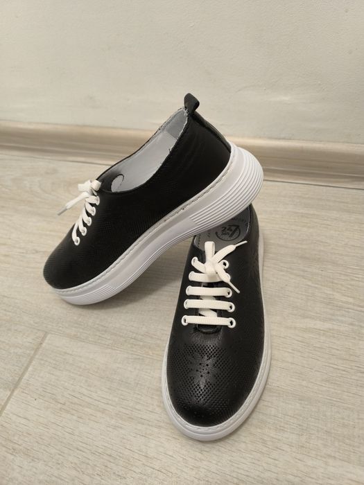 Дамски обувки естествена кожа