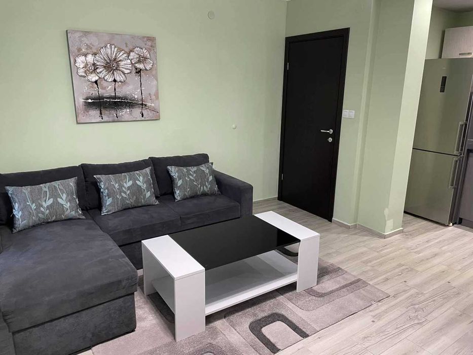 Дава се под наем Двустаен апартамент в Пловдив, Каменица 1 - 68 кв.м за 373.83 € - Снимка #2