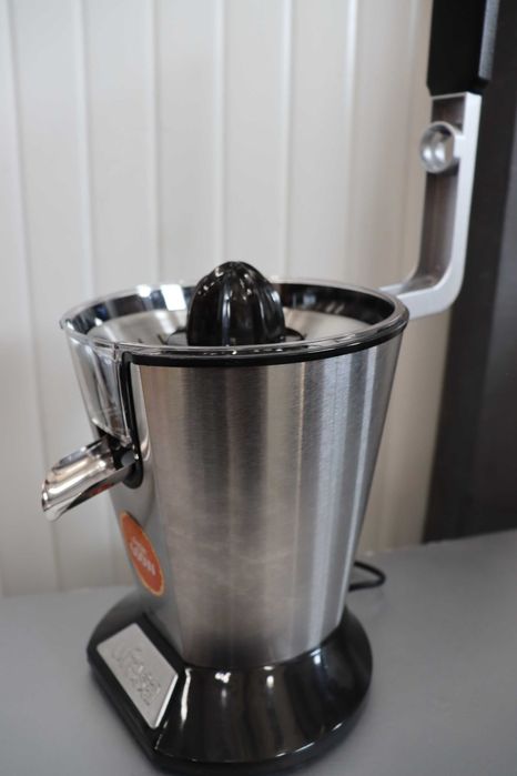 Ufesa EX4950 Сокоизстисквачка,преса за цитруси 600W, с ЛИПСА