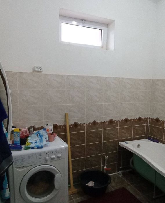 Зарафшон шахридан 2 хоналик 68 квм квартира  уйдан хечнарса олинмайди