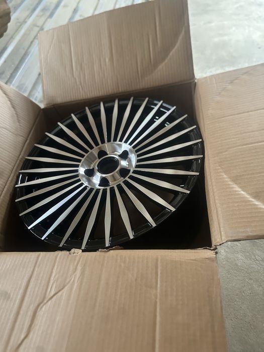 Diska sotladi 17x7.5 yengi skidkada 300$