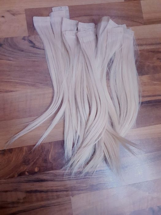 Extensii naturale cu bandă blond/alb Sungate 30cm
