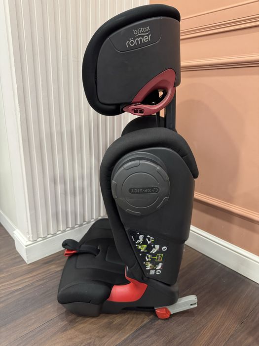 Продам автокресло britax Roemer KIDFIX2 S