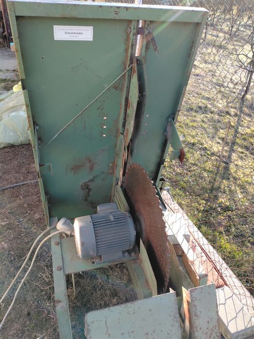 Circular cu masa 2 in 1