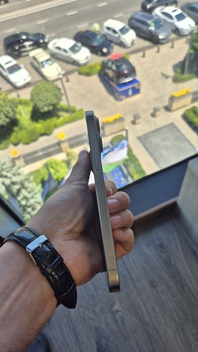 Продается iPhone 15 Pro Max 256gb