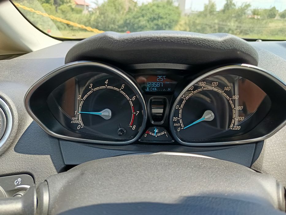 Ford Fiesta TREND 1.0 l benzina, 2014, achizitionat din reprezentanta Ford Timisoara