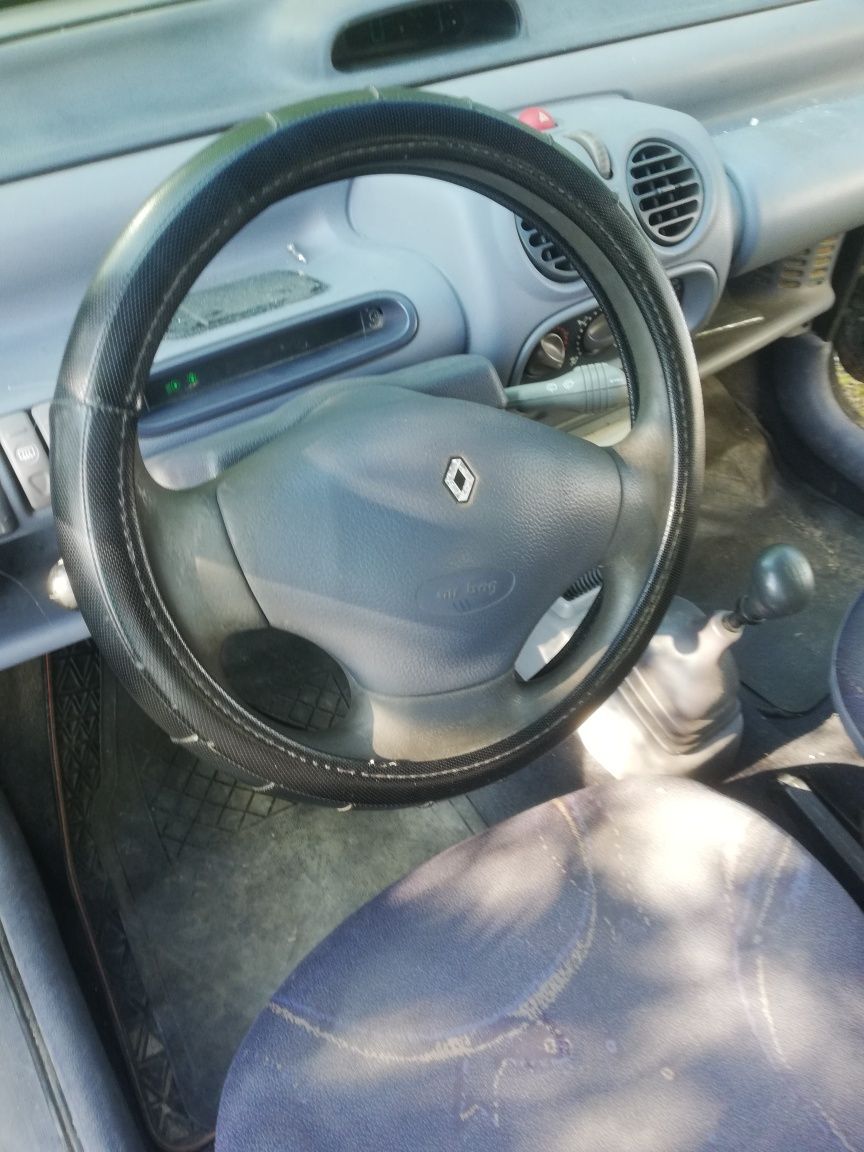 Рено туинго за части гр. Добрич Дружба 1 • OLX.bg