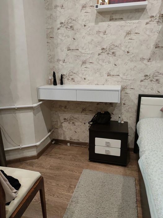 Туалетный столик подвесной