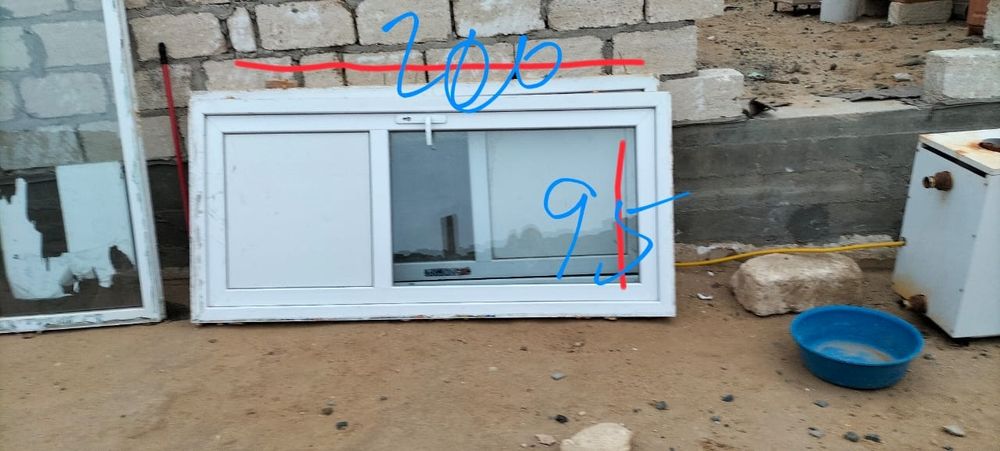 Стандарные пластиковые двери