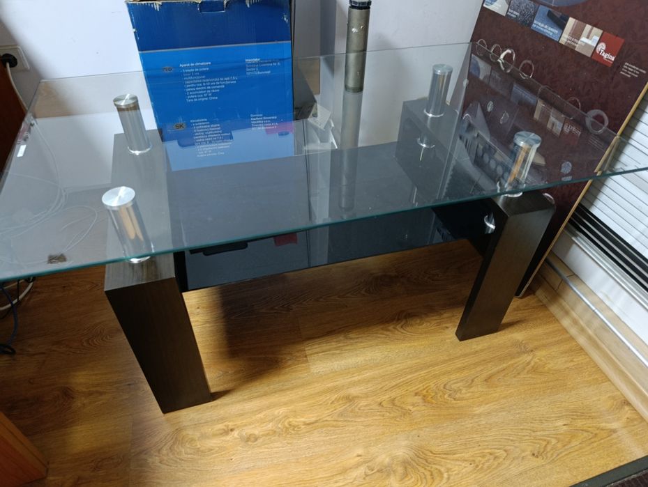 Продавам нова холна маса