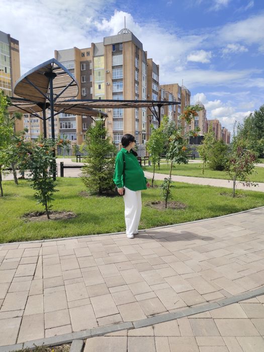 Джинсы белые для беременных