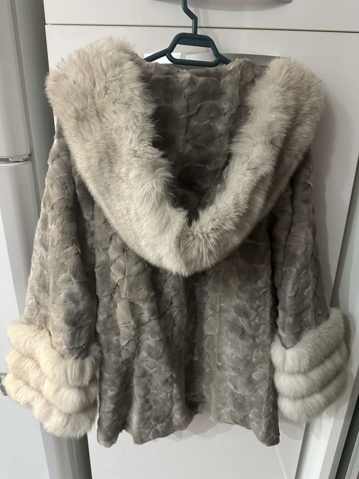 Haina de blana naturala (nurca/vizon)