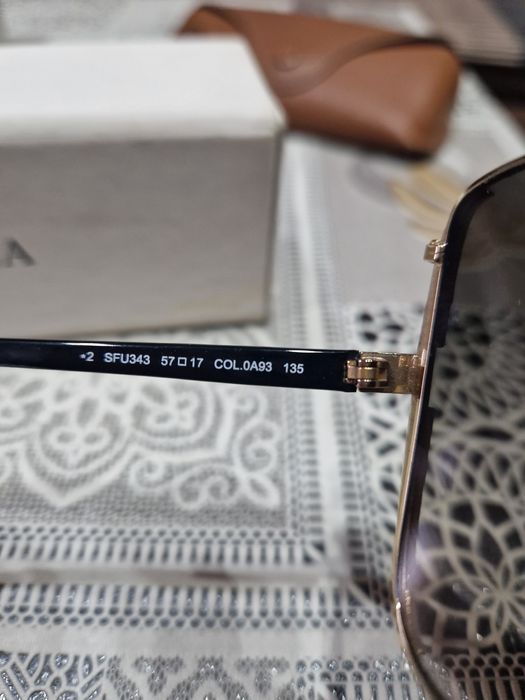 Слънчеви очила Furla и Jimmy-Choo