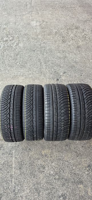 4 anvelope  iarna Michelin,fata 225/45/18,spate 255/40/18.Pret/bucata.