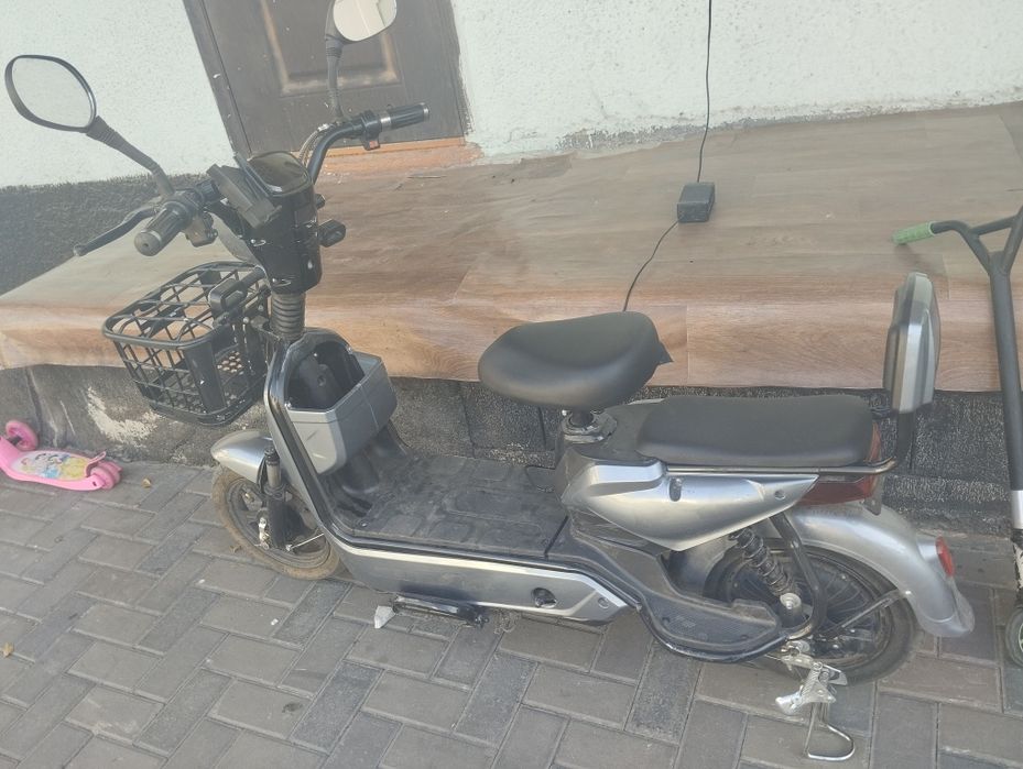 Продам электроскутер