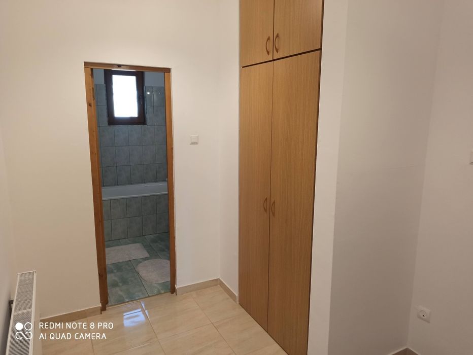 Închiriez apartament 42mp complet utilat