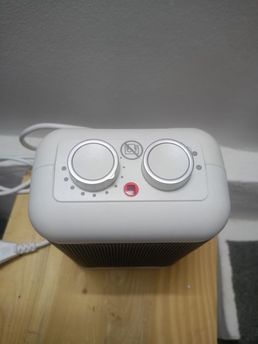 Vând aeroterma noua.