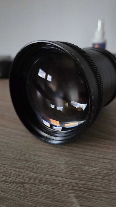 Obiectiv Schneider‑Kreuznach Variogon 18–90 mm f/2.0 – obiectiv cinema 16 mm – rar, C‑mount