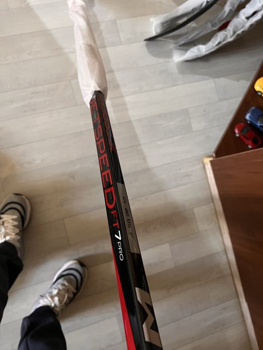 Клюшки хоккейные