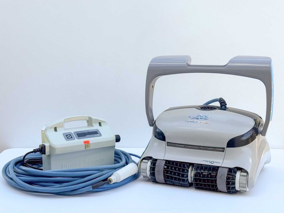 Robot curățare piscină Dolphin Maytronics Comfort Active