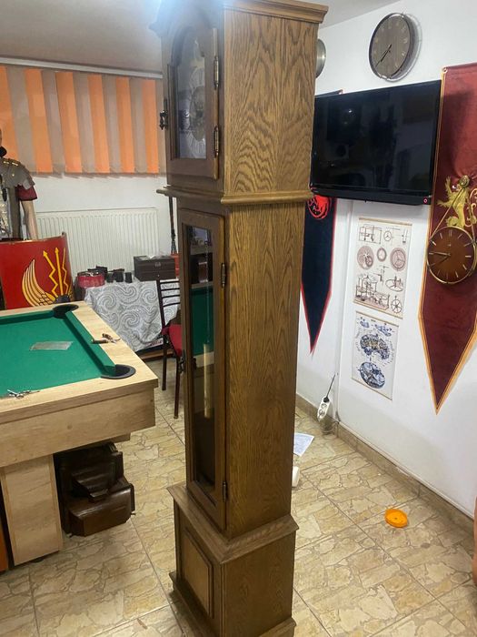 ceas de podea cu pendul si greutati