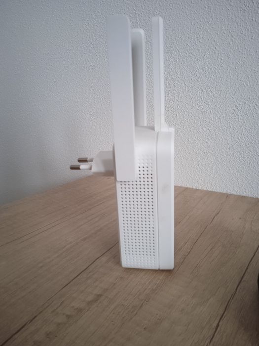 Range Extender Wi-Fi Mercusys MW300RE - Amplificator semnal 300Mbps