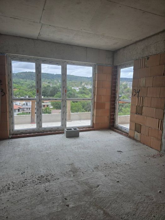 Продава се Двустаен апартамент в Варна, Изгрев - 93 кв.м за 1194 €/кв.м - Снимка #6