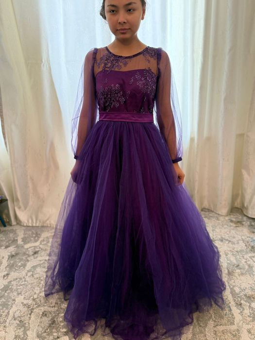 Продам вечерние платья