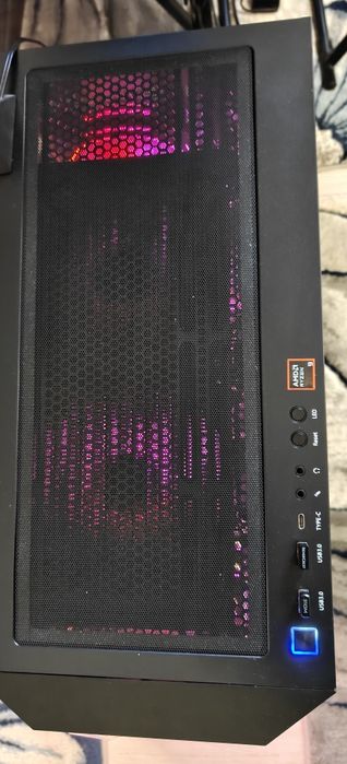 PC Gaming Ryzen 9 9900X /64Gb DDR5 /RTX 5070