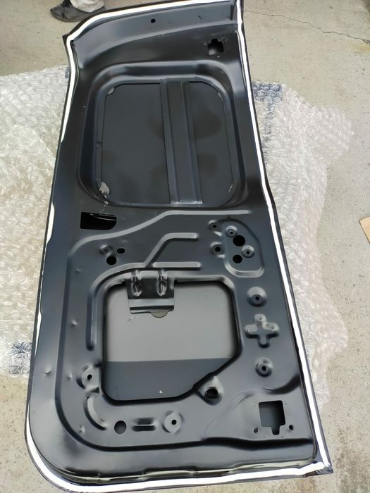 Двери лада ларгус