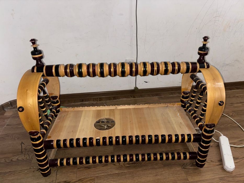 Продам бесик срочно