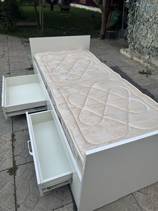Продам кровать 1,88*0,87