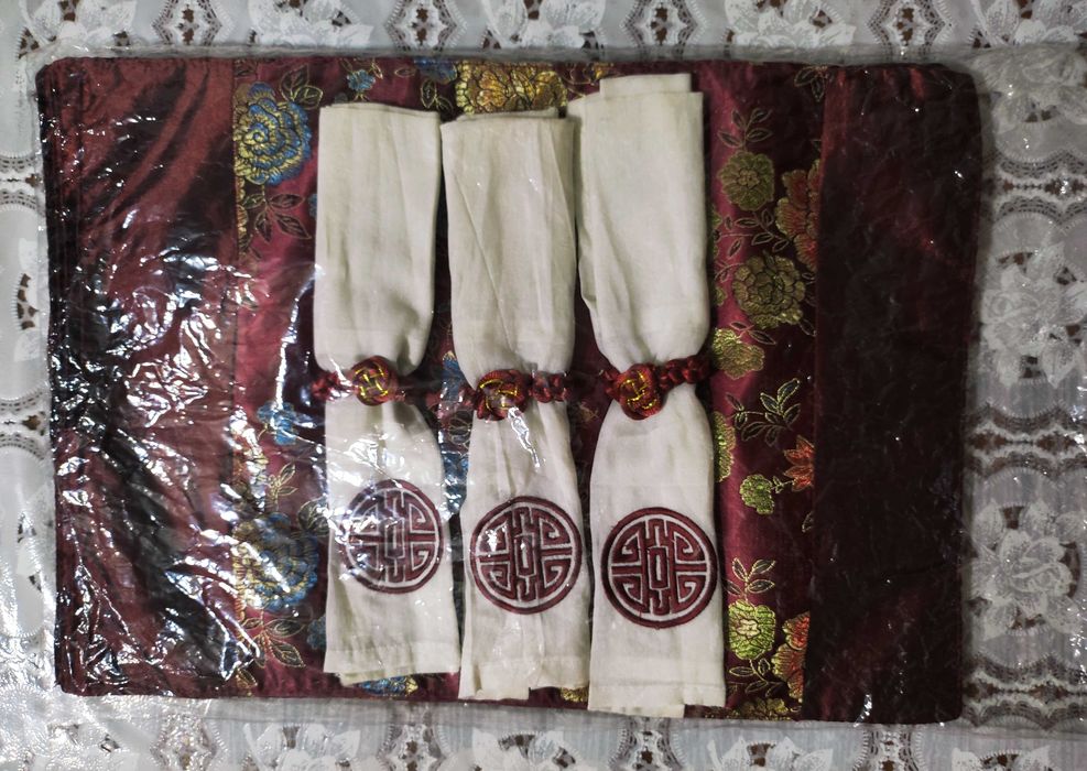 Салфетки сервировочные