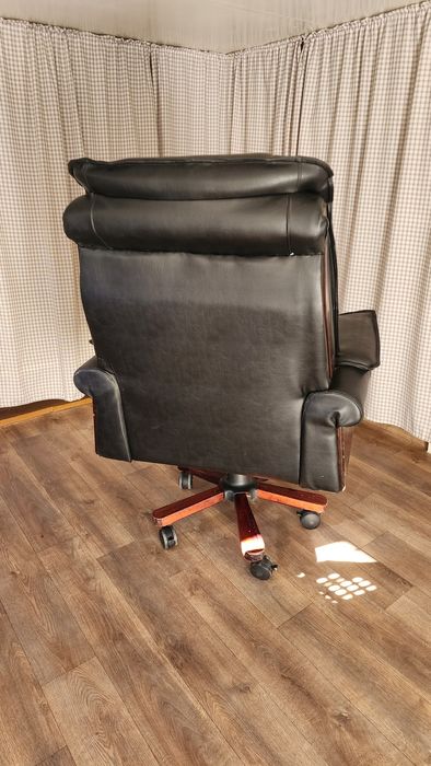 Кресло директора