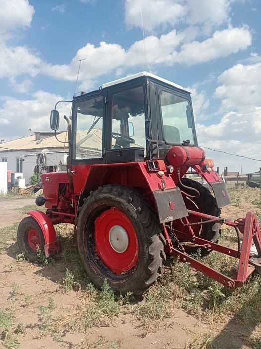 Продам трактор т25
