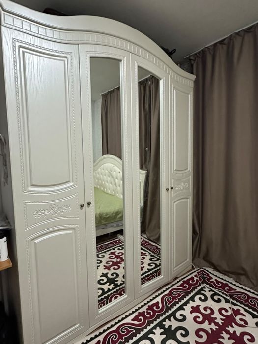 Продам спальный гарниртур