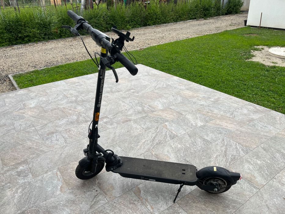 Trotinetă electrică E-Way E-6075FR + accesorii originale