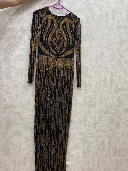 Платье вечернее