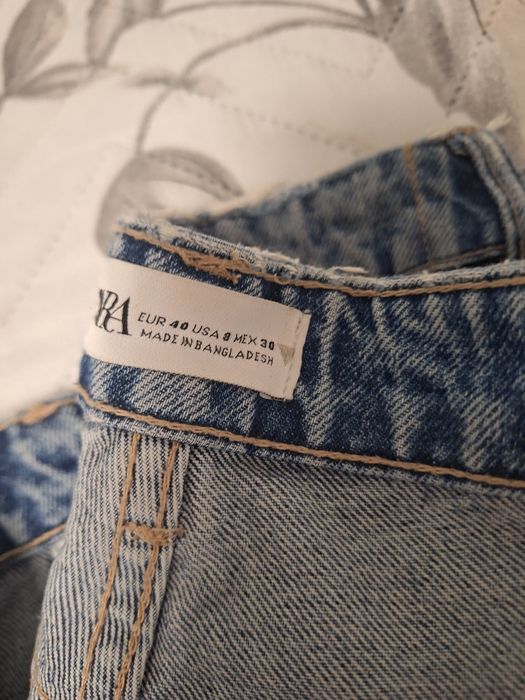 Дамски дънки размер 28