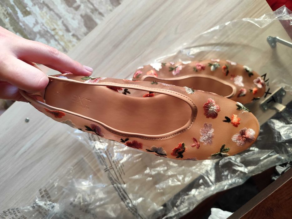 Обувки балеринки Next