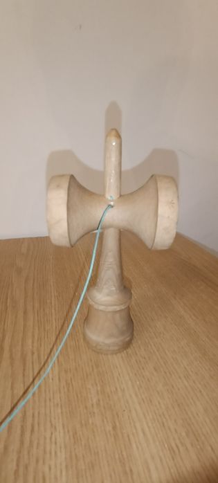 Vând  colecție de kendama citit descriere