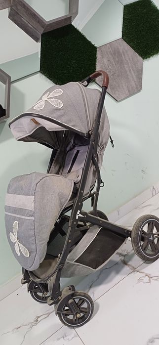 Коляска зимой и летом