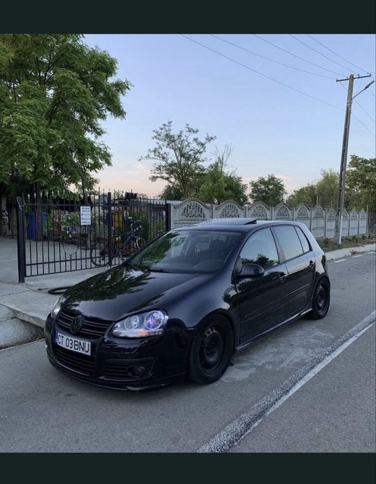 Vând/Schimb golf 5 GT