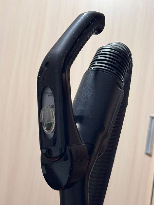 Пылесос Samsung 1800W (без мешка)