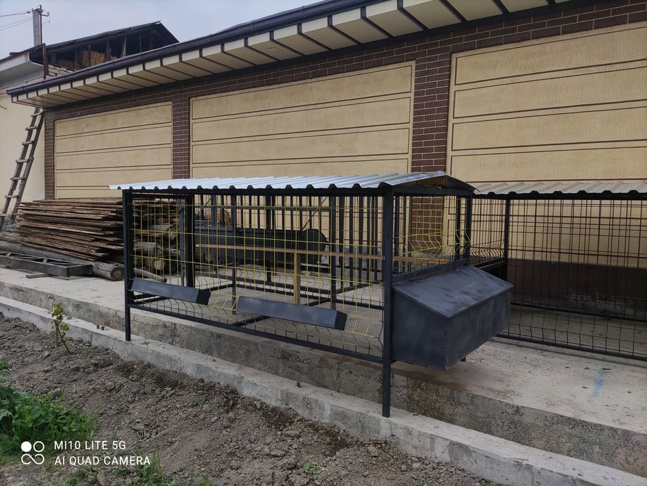 Tovuqlar uchun kataklar